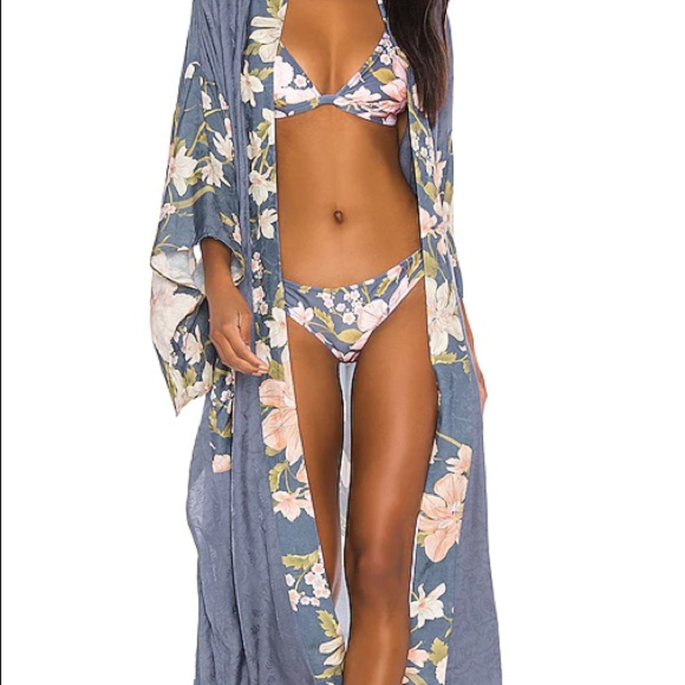 Spell Waterfall Kimono - Picture 2 of 10
